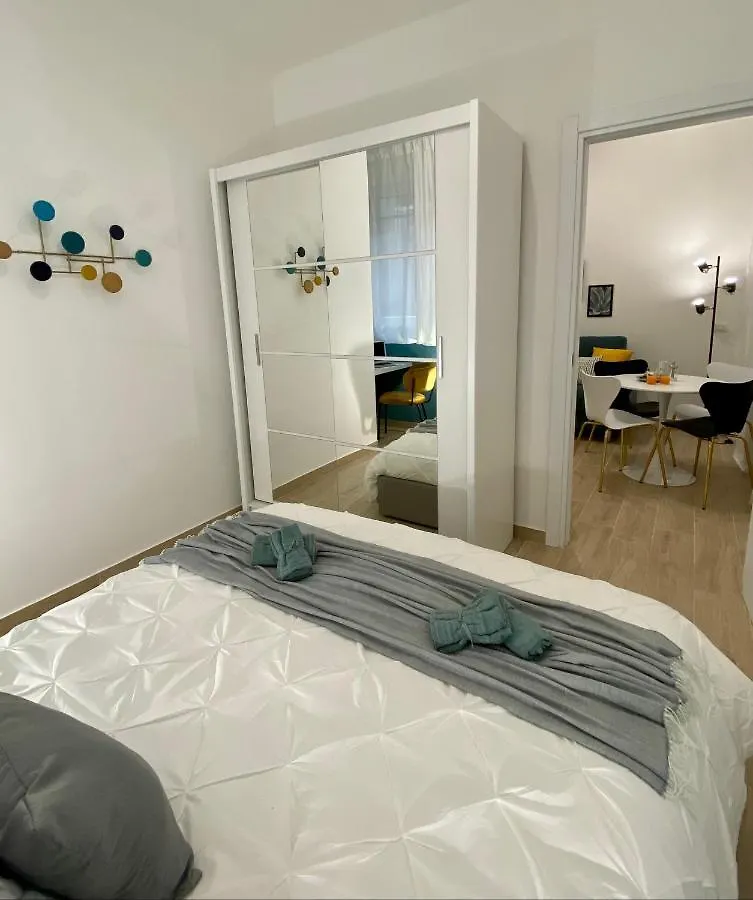 Suite Stresa Milano Centrale 3Pax Wifi Milan
